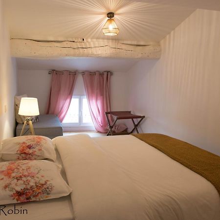 Villa Aux Portes De Saint Emilion Монтан Екстериор снимка